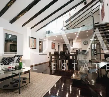 Šibenik, ekskluzivan stan 90 m2 s galerijom u srcu grada - cover