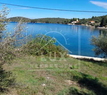 Građeninsko zemljište pov. 892 m2, 1. red do mora, Luka (Dugi otok) - cover