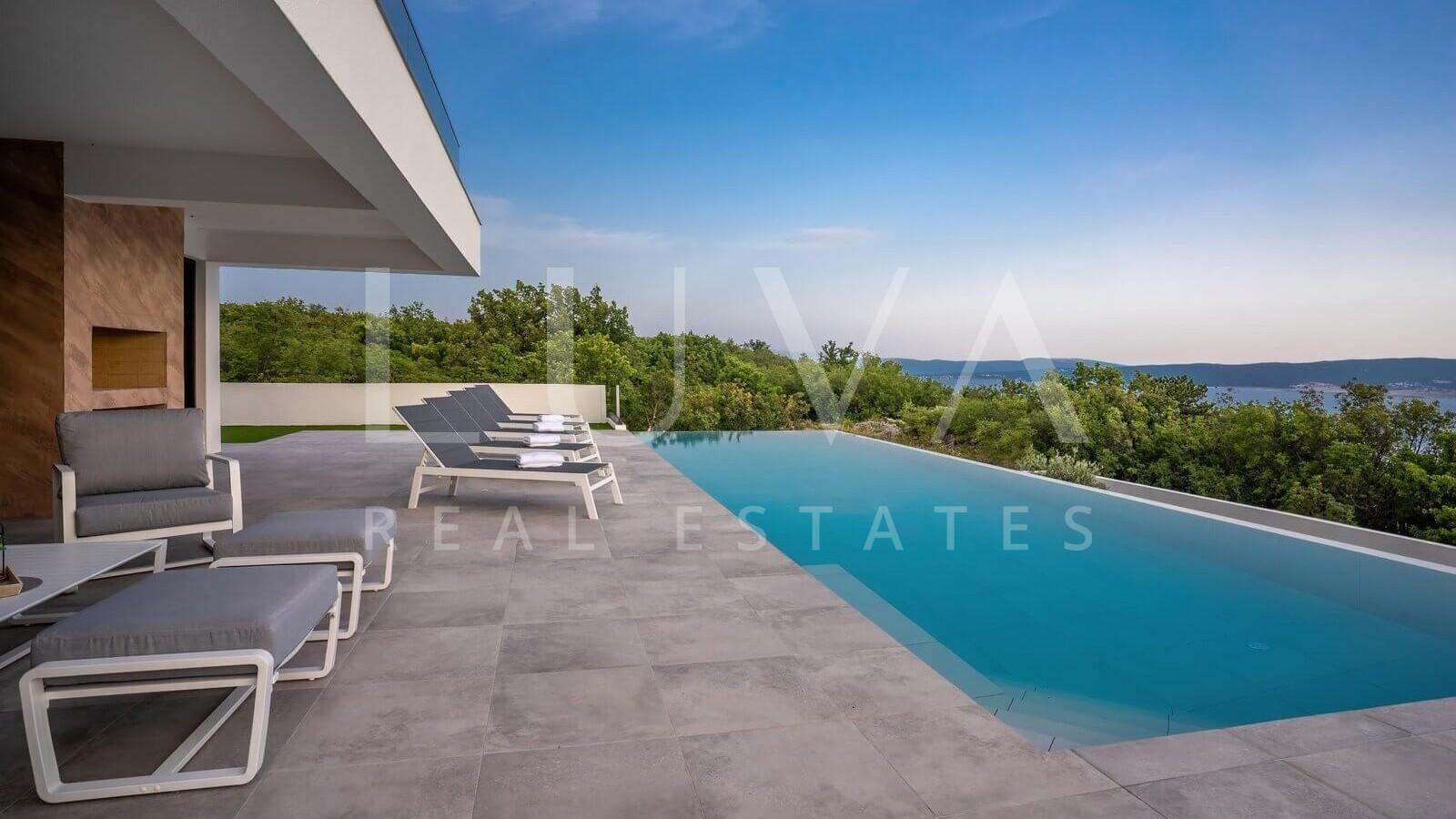 luxury-villa-for-sale-rijeka-croatia-luva-real-estate_41_crop_watermark_16_1714581356