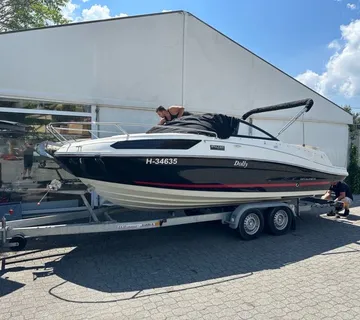 Bayliner VR5 Cuddy 4.5 V6 200 KS - cover