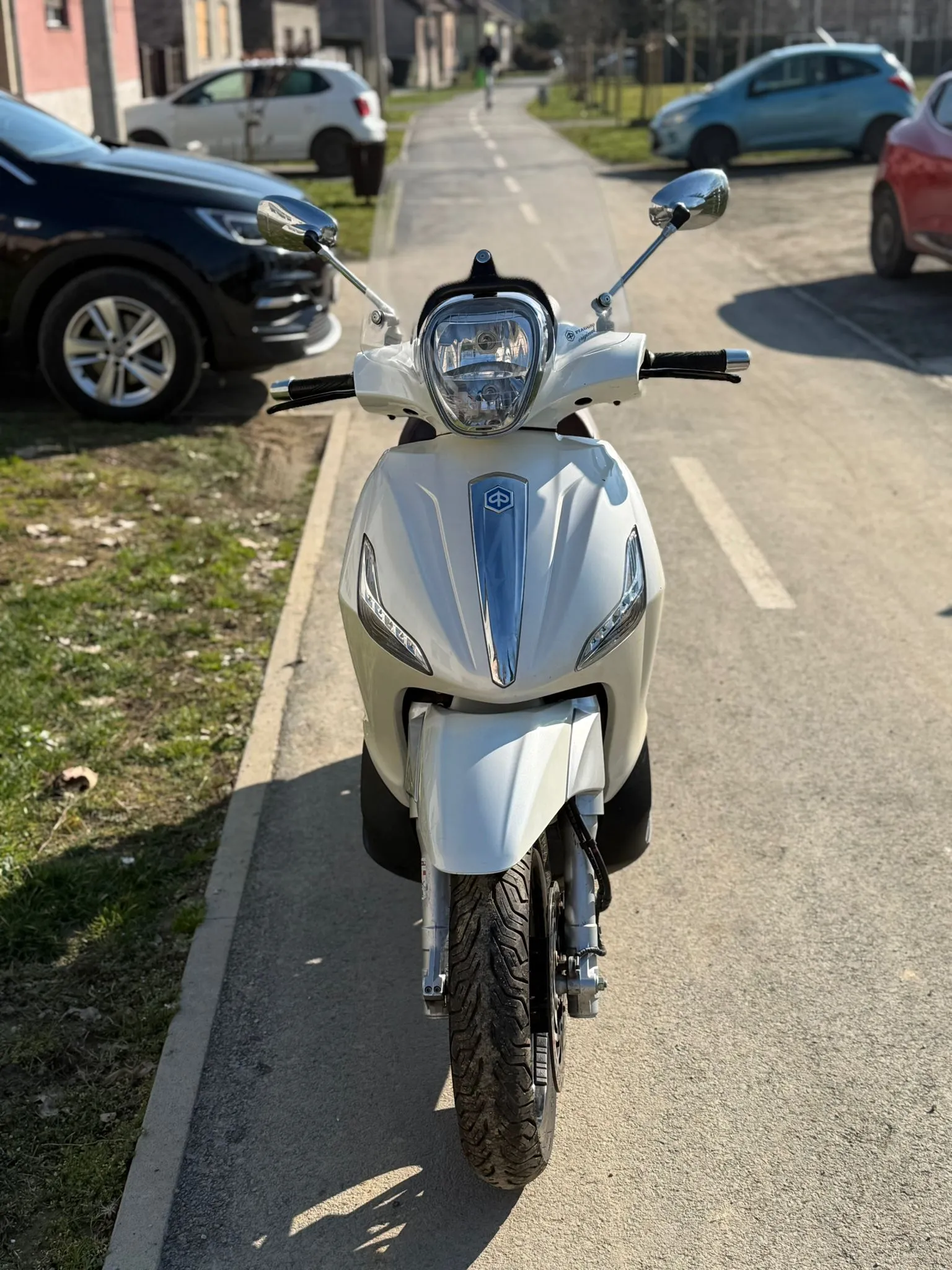 PIAGGIO BEVERLY 350 ST - cover