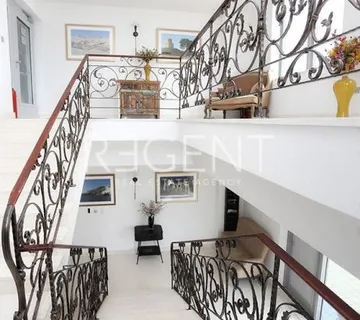 Split, poslovni prostor, ured (64 m2, I kat), zakup - neposredno uz gl - cover