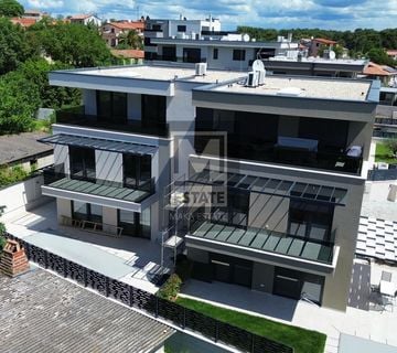 Poreč, okolica - Luksuzni dvoetažni stan s bazenom  - cover