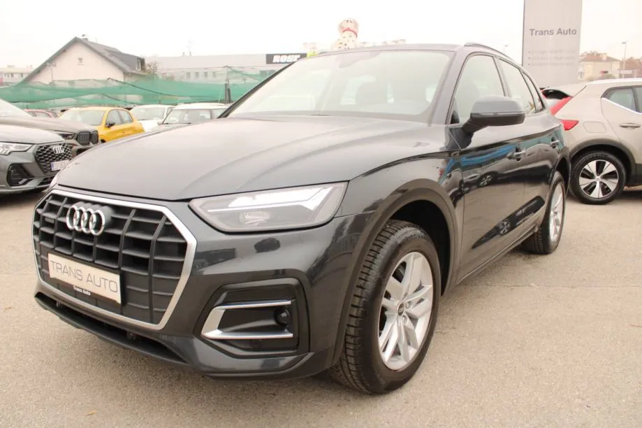 Audi Q5 40 TDI Quattro S-Tronic - cover