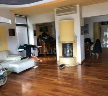 Sv.Duh, kuća, 400m2,4 etaže, 3 stana, bazen, prodaja (prodaja) - cover