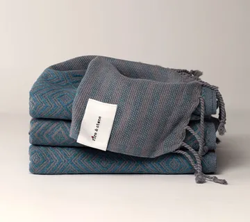 Peshtemal Adamantem, Lazur - cover