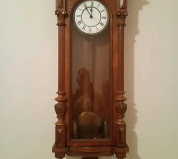 Altdeutch drveni zidni sat - cover