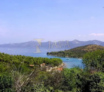 MALI IŽ, GRAĐEVINSKO ZEMLJIŠTE 4451 M2, 70 M OD MORA - cover