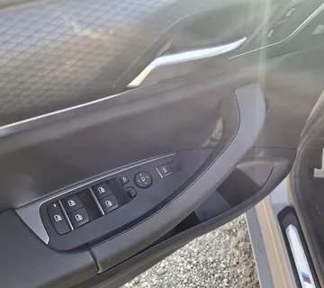 BMW X3 xDrive30d*210kw*M-paket*Climatronic*Navigacija*Park.kamera* - cover