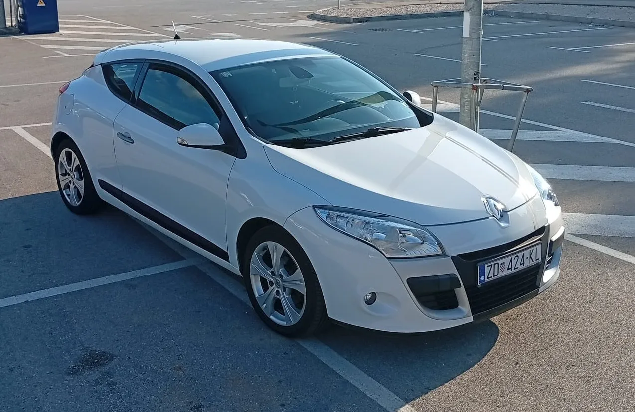 Prodaje se ili mijenja Renault Megan 1.4 turbo benzinac dynamic - cover