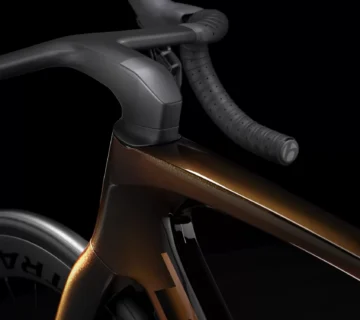 Bicikl Trek Madone SLR 7 Gen 7 2024 Axinite Flip'Black - cover