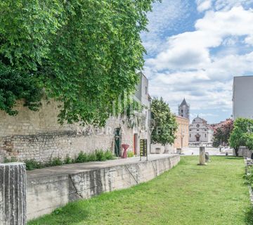 Kuća, Poluotok, kraj Sv. Donata - cover