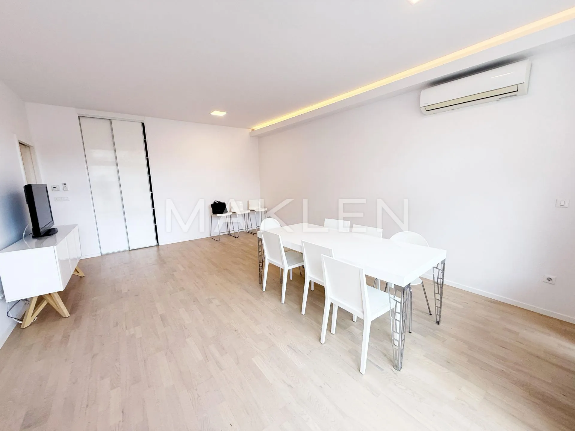 ZAKUP, POSLOVNI PROSTOR, ZAGREB (Centar), 120 m2 - cover