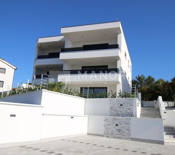 OTOK KRK, MALINSKA - Dva apartmana s vrtom u novogradnji - cover