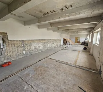 RIJEKA, PEĆINE - Poslovni prostor za najam, 120 m2 - cover