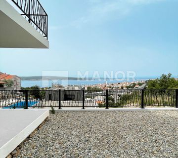 CRIKVENICA - Ekskluzivan 2S+DB apartman s vrtom u prizemlju novogradnje - cover