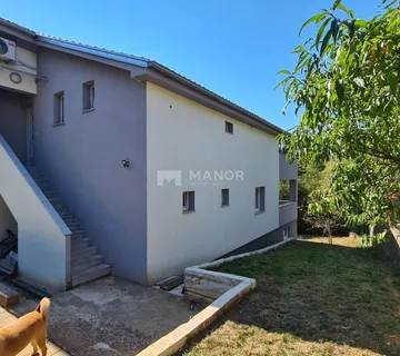 VIŠKOVO, SROKI - Samostojeća kuća s okućnicom  - cover