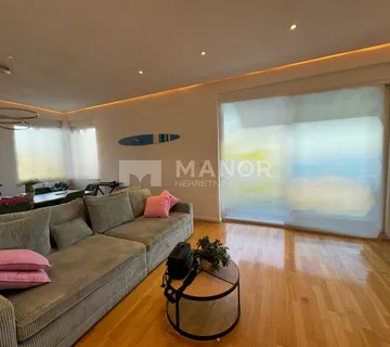 RIJEKA, KANTRIDA - 3S klasični stan 1.red do mora, 110 m2 - cover
