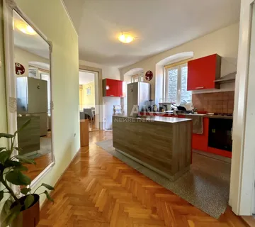RIJEKA, CENTAR - 2S KL stan kod tržnice, 53 m2 - cover