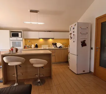 VIŠKOVO, SROKI - 3S+DB, površine 97 m2, okućnica - cover