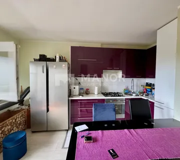 RIJEKA, PODMURVICE - Adaptiran, namješten 2S KL stan, pogled na more - cover