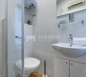 RIJEKA, CENTAR - 3 studio apartmana, 1.kat - cover
