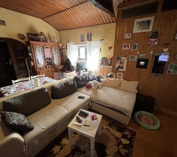 MATULJI - Samostojeća kuća s okućnicom, 210 m2 - cover