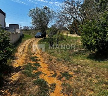 PULA, VALDEBEK - Građevinsko zemljište, 8737 m2 - cover