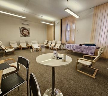 RIJEKA, ŠIRI CENTAR - Poslovni prostor, 92 m2, 2.kat - cover