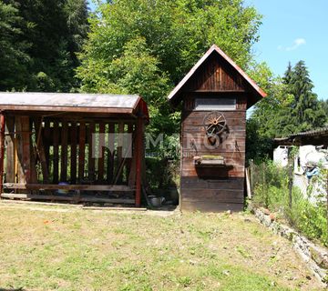 VRBOVSKO, MORAVICE - Hitna prodaja! Kuća za adaptaciju - cover