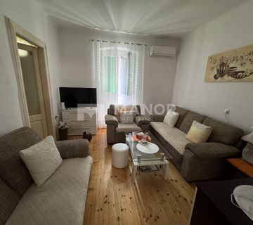 RIJEKA, CENTAR - Uređen 2S klasični stan, 37 m2 - cover