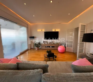 RIJEKA, KANTRIDA - 3S klasični stan 1.red do mora, 110 m2 - cover