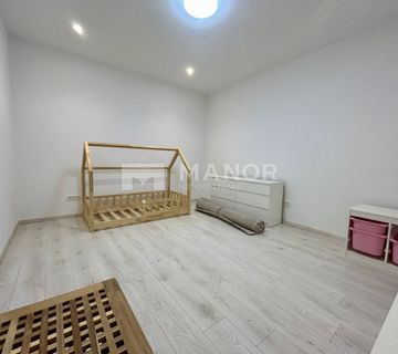 RIJEKA, KANTRIDA - Adaptiran 3S KL stan, 90 m2, parking - cover