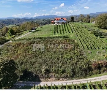 OZALJ, VIVODINA - Građevinsko zemljište, 650 m2 - cover