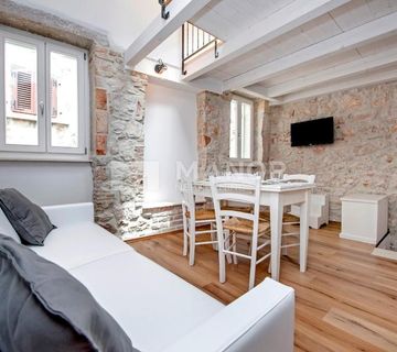 ISTRA, ROVINJ - 3 adaptirana apartmana na izvanrednoj lokaciji - cover