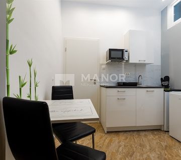 RIJEKA, CENTAR - 3 studio apartmana, mogućnost zasebnog najma - cover