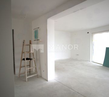 OTOK KRK, PUNAT - Moderni dvoetažni apartman s pogledom na more  - cover