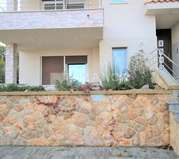 OTOK KRK, NJIVICE - Apartman u visokom prizemlju s vrtom, novogradnja, pogled na more - cover