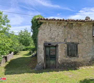 ISTRA, ROČKO POLJE, KUĆA ZA RENOVACIJU SA LIJEPOM OKUĆNICOM - cover