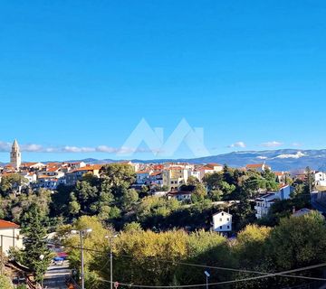 Kamena kuća u nizu sa okućnicom, 300 m od mora, Vrbnik - cover