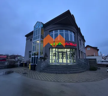 Ekskluzivna Poslovno-Stambena Zgrada U Centru Varaždina