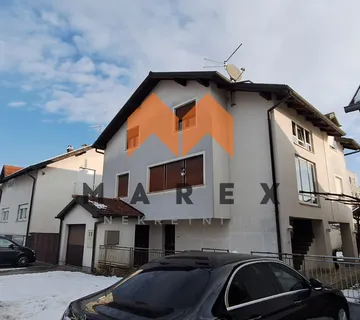 PROSTRANA OBITELJSKA KUĆA U VARAŽDINU,BRONX - cover