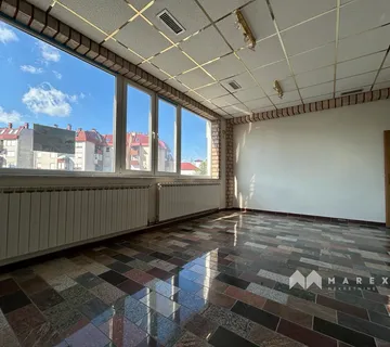 Poslovni prostor u centru Oroslavja s velikom terasom – 54,70 m² - Oroslavje