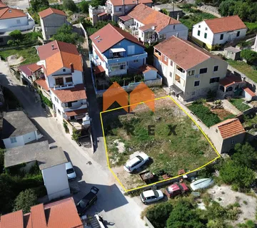 Građevinsko Zemljište-Top Lokacija !s Građevinskom Dozvolom I Projektom - Sali