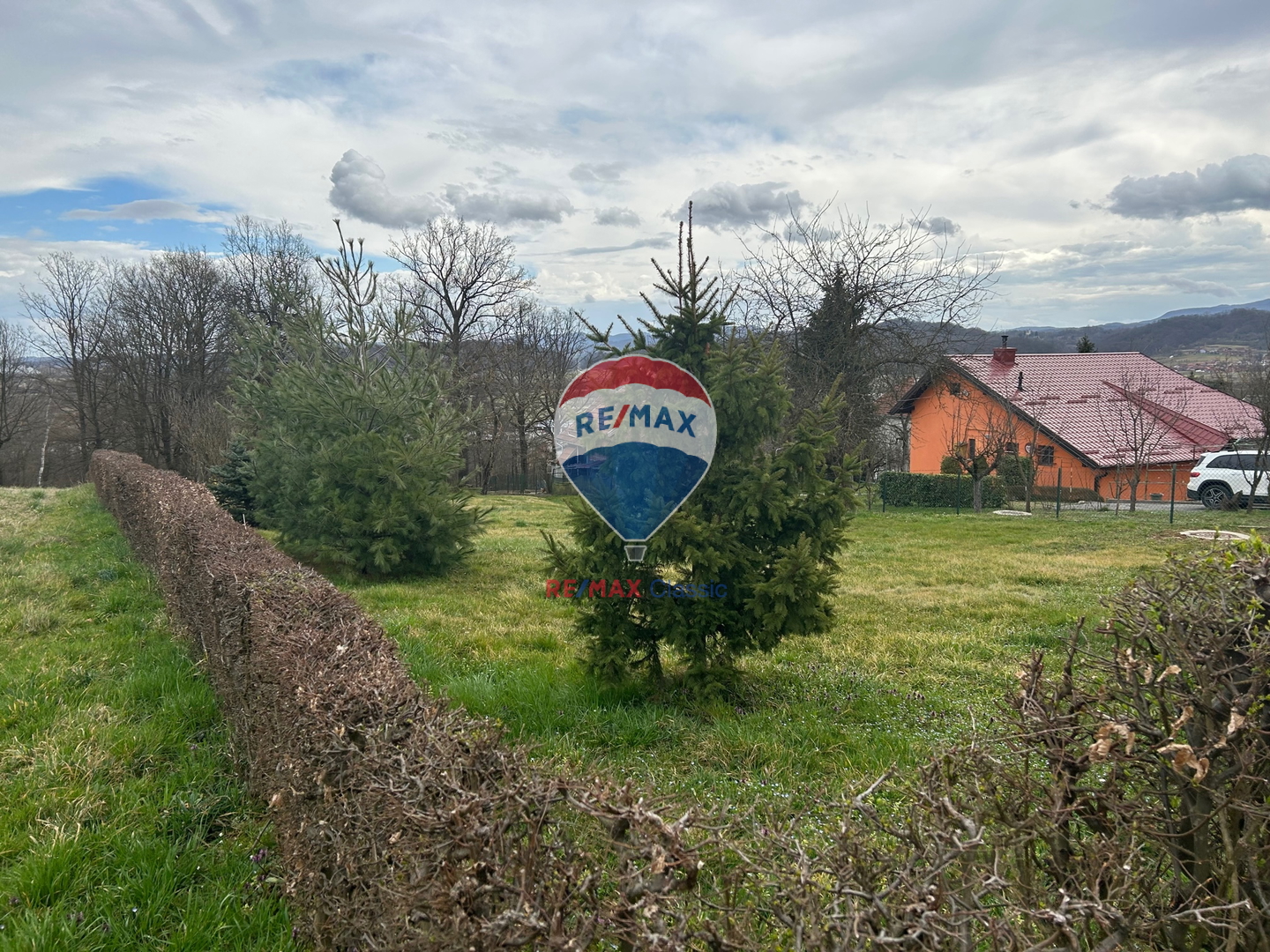 ATRAKTIVNO građ. zemljište 2340m2 BEDEKOVČINA - cover