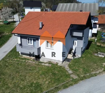 RENOVIRANA KUĆA 140 m2 + VELIKA OKUĆNICA – PUTKOVEC, BLIZINA KRAPINE - Putkovec, Đurmanec