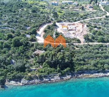Atraktivno Građevinsko Zemljište 120 M Od Mora - Zaglav, Sali