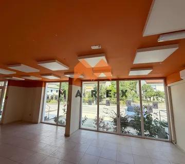 Poslovni Prostor 160 M2 - Krapina