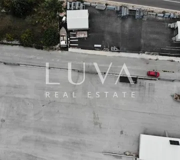 Marina, Trogir, najam velikog i urednog skladišta - cover