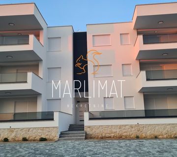 Apartman u Novalji 118m2 - cover